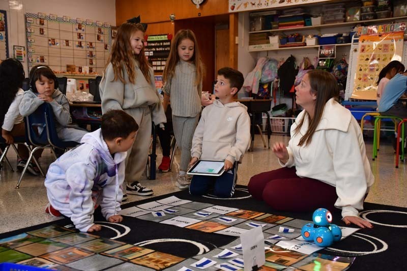 Carle Place students.