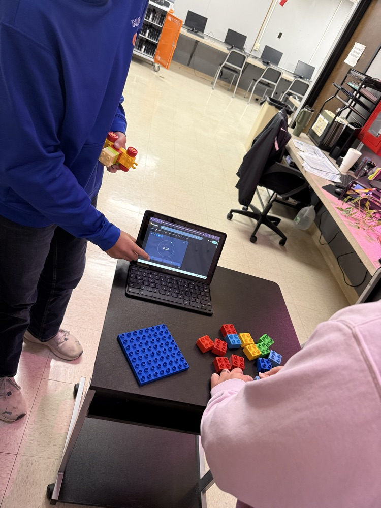 students use legos to work on time management skills