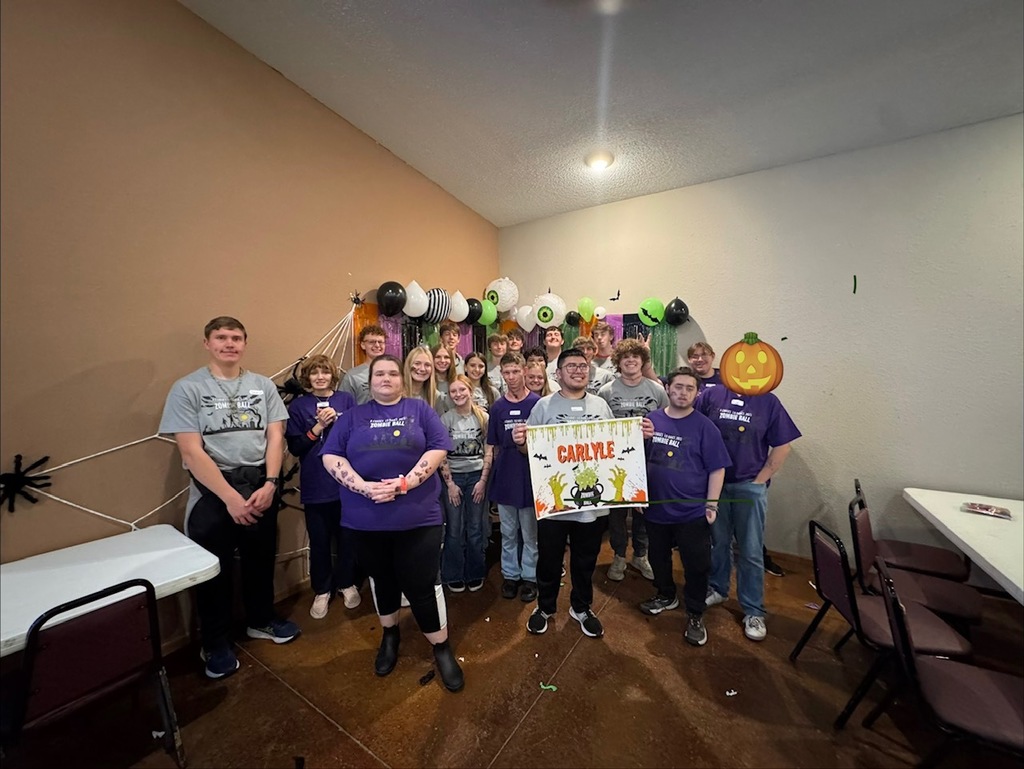 group photo of students and helpers from CHS