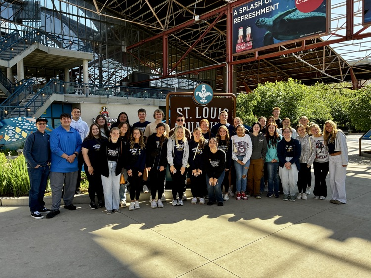 group photo at Union station