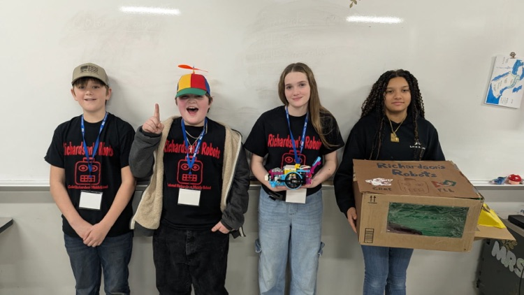 Richardson’s Robots Lego League Team