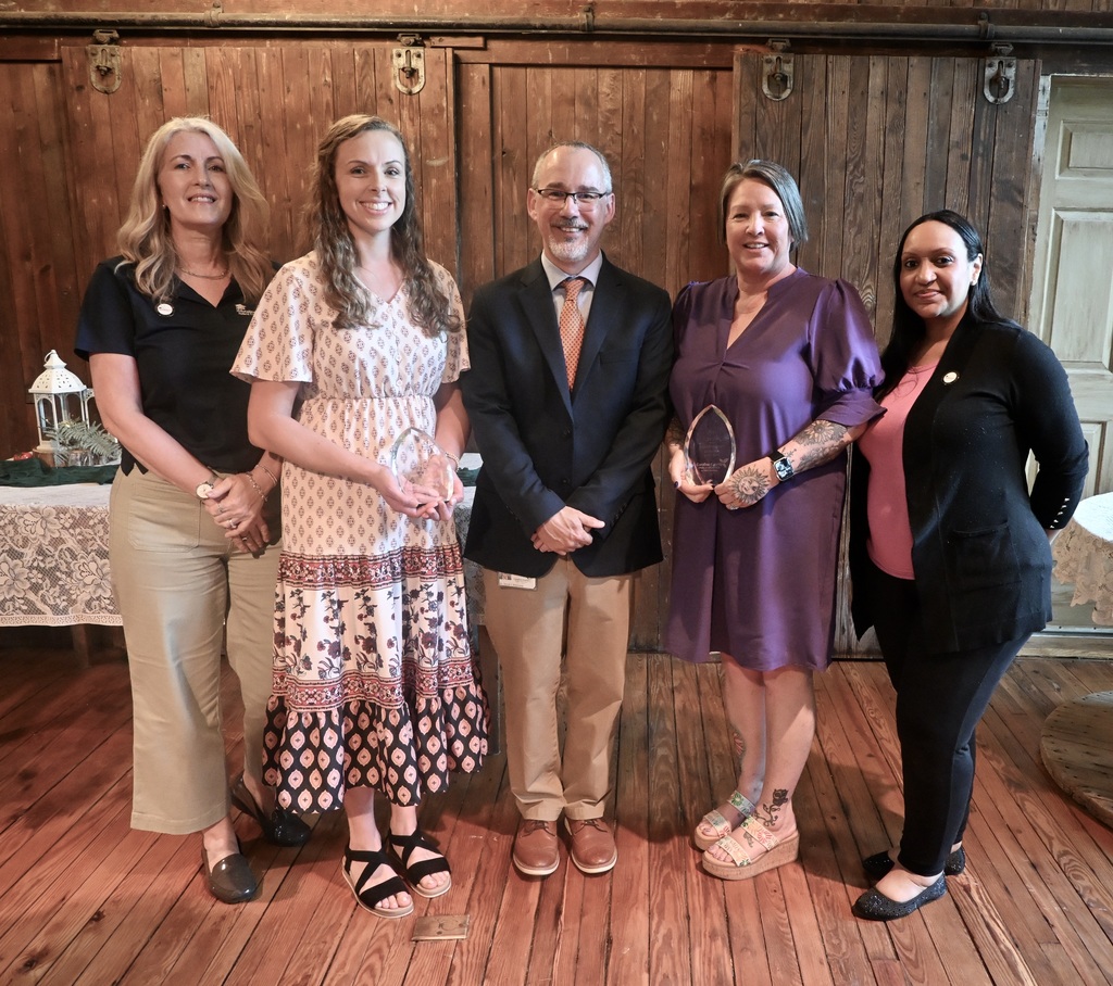 winners, Dr. Simmons & ESFCU sponsors