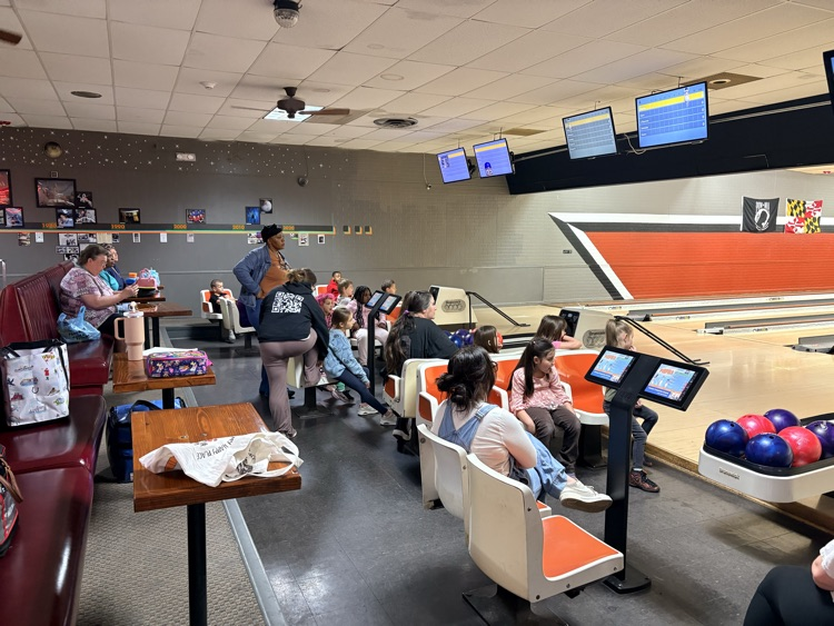 1st grade bowling trip