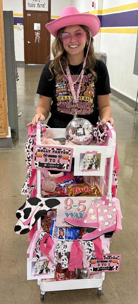 9-2-5 Dolly Day
