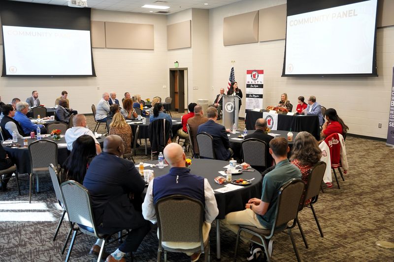 clergy breakfast crowd