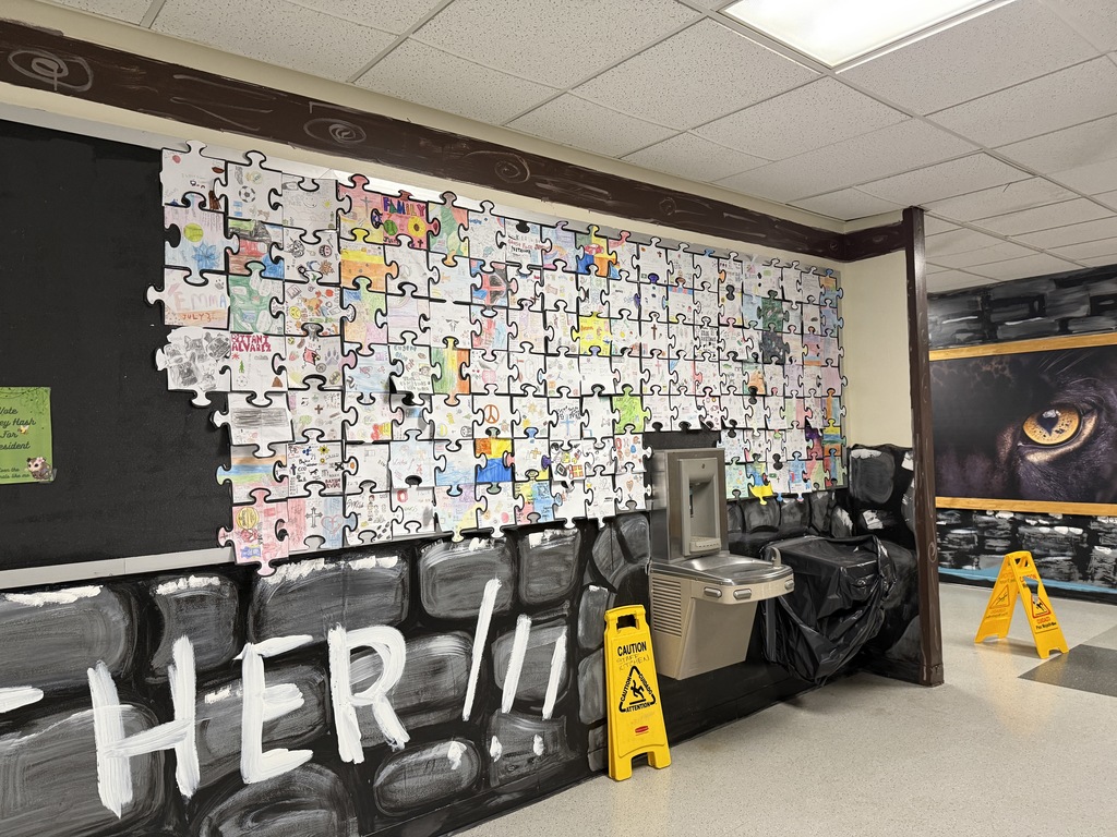 8th Grade Hallway