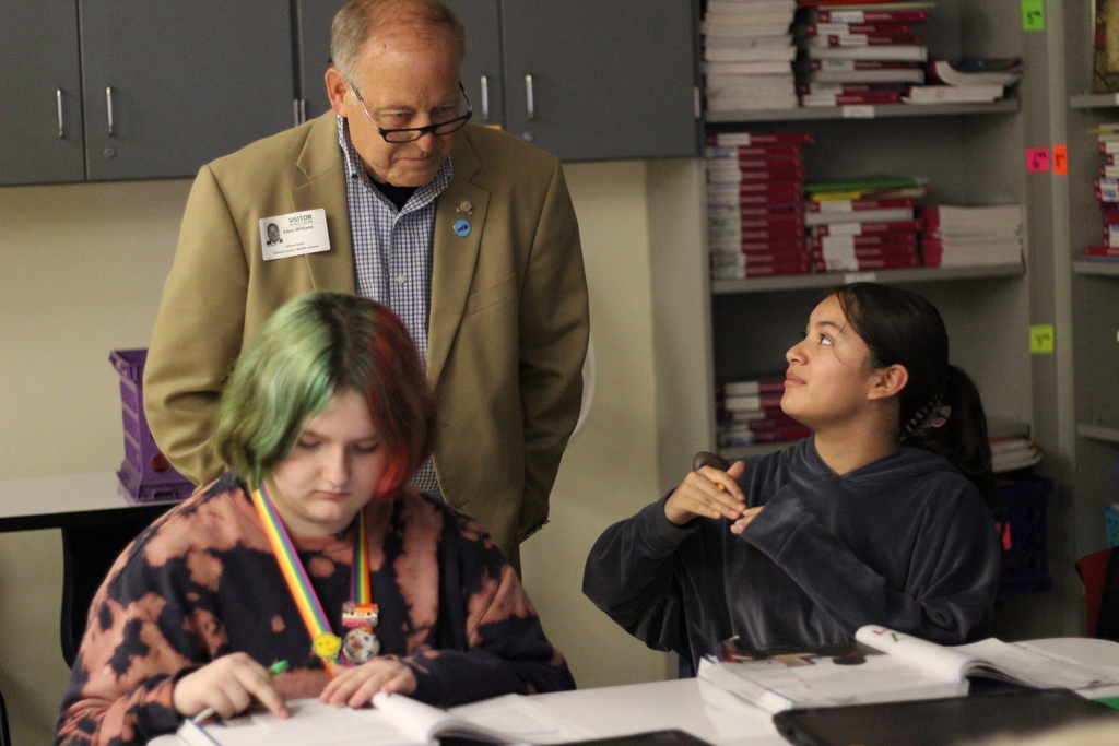 Senator Williams Visits CCMS