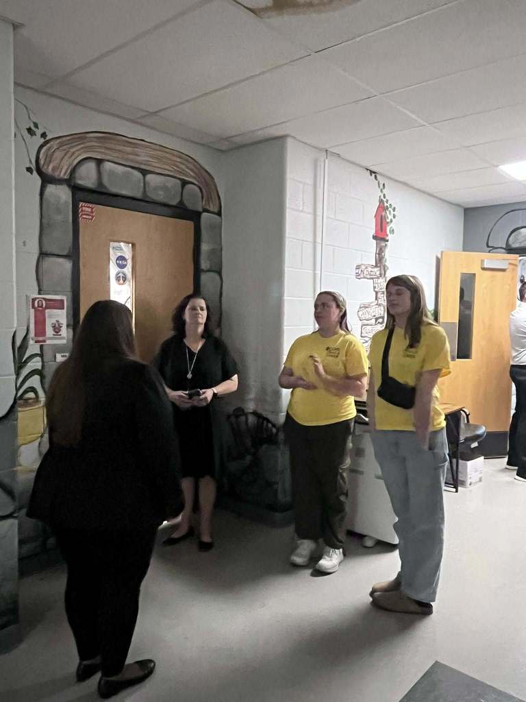 State Rep. Rabourn visits CCMS