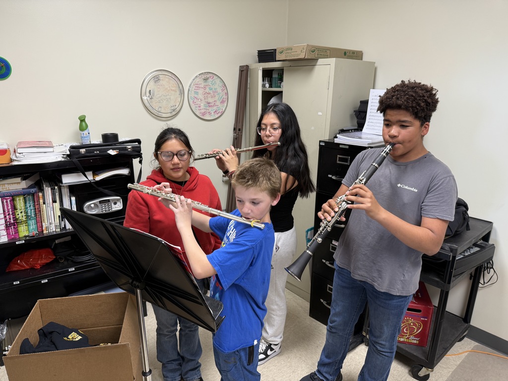 CCHS Band helping out.