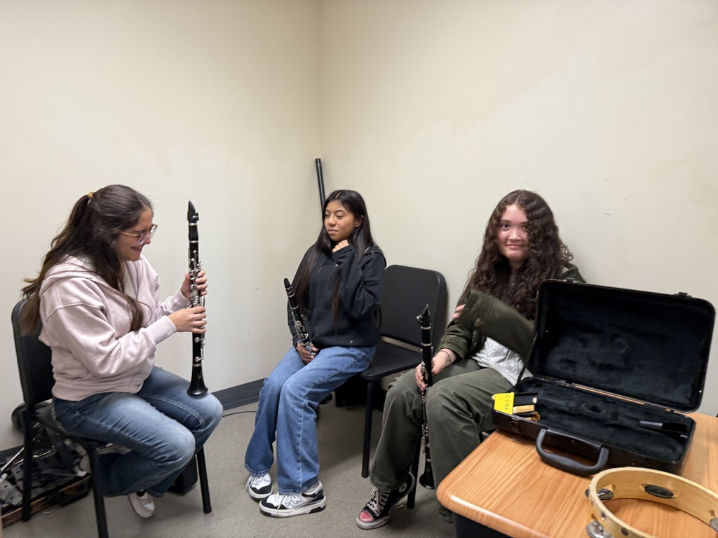 CCHS Band helping out.