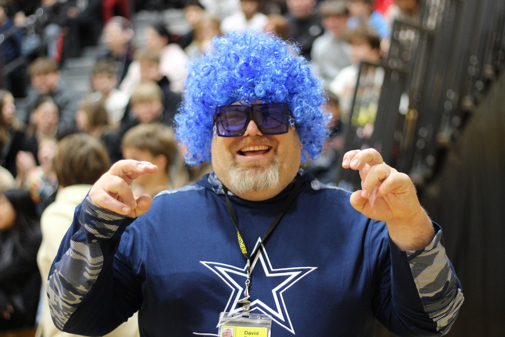 Hunger Games House Assembly Day