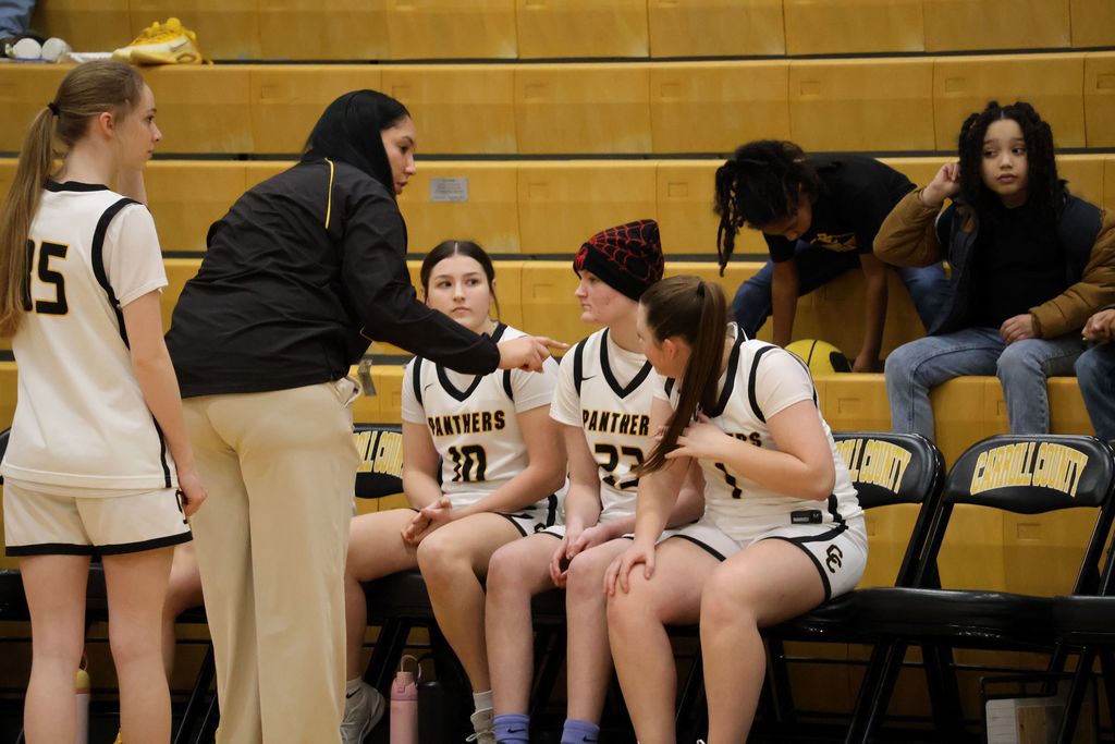 girls playing basketball