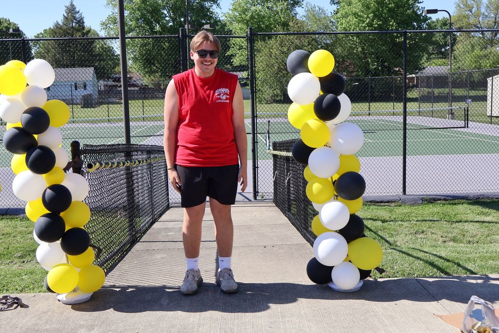 tennis team senior night