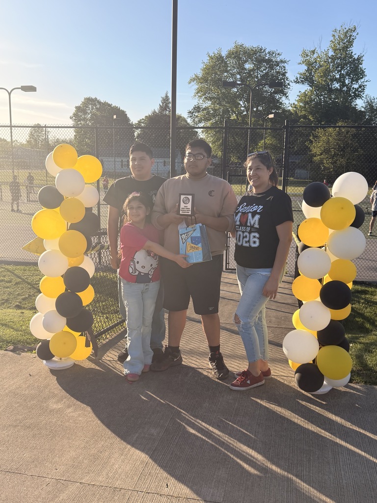 tennis team senior night