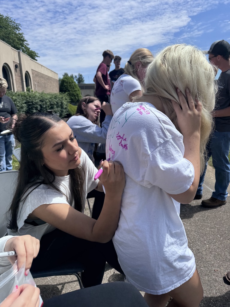 students at field day