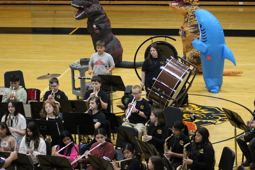 6th Grade Band Performance