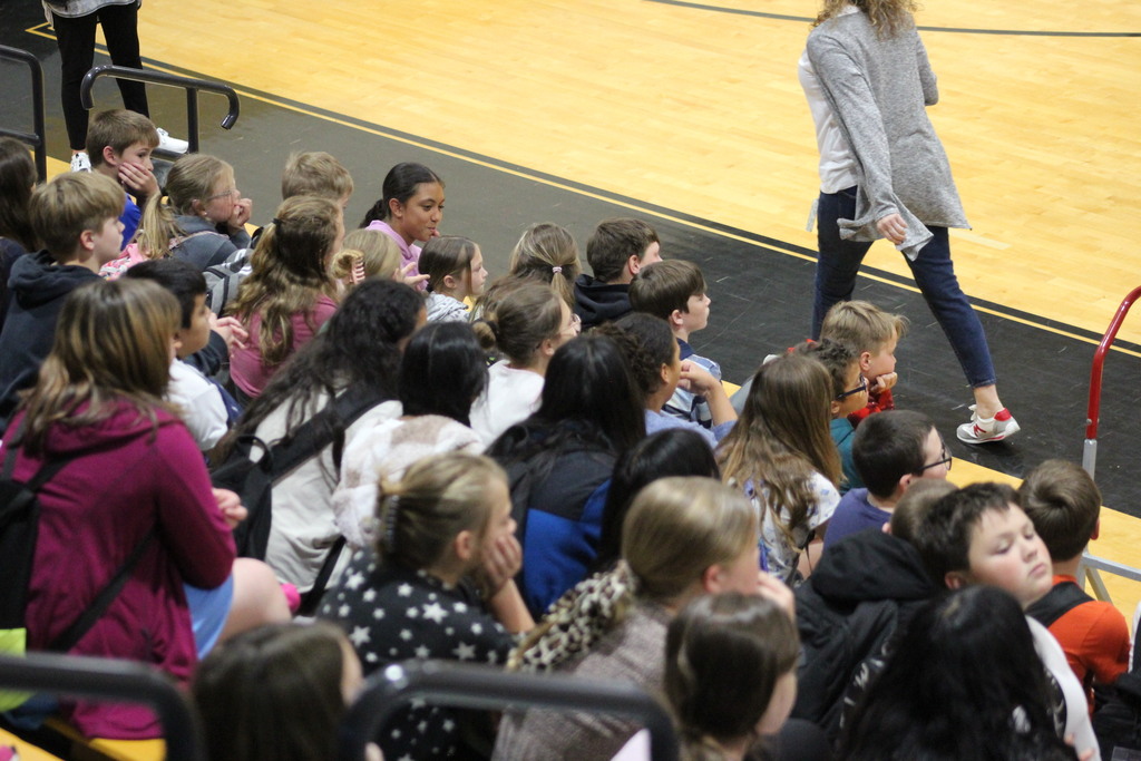 6th Grade Band Performance