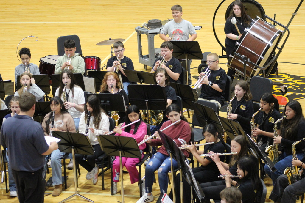 6th Grade Band Performance