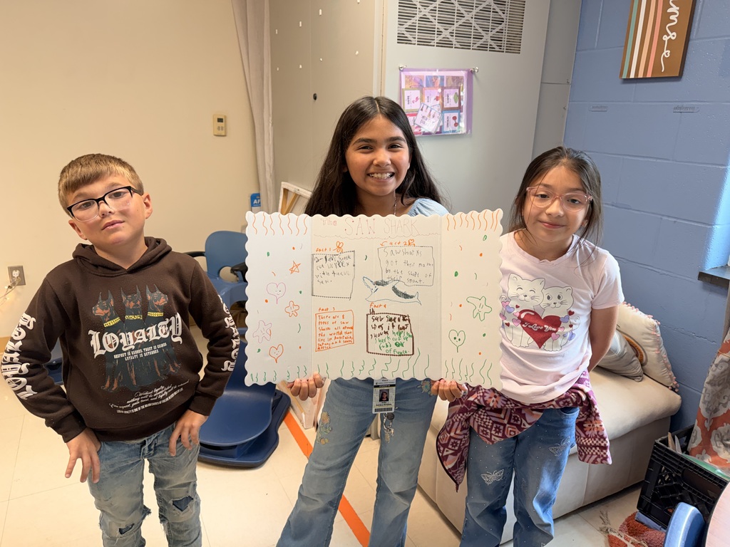 students displaying project