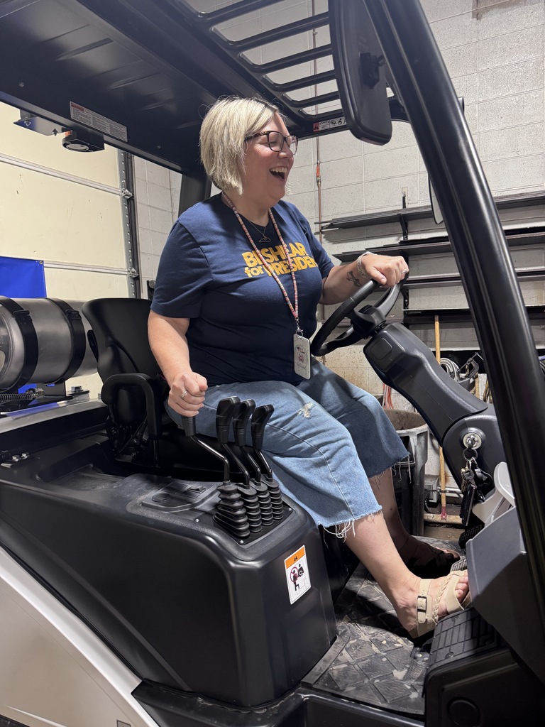 Learning to drive the forklift
