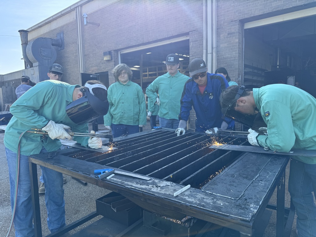 welding students