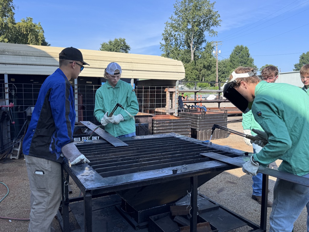 welding students