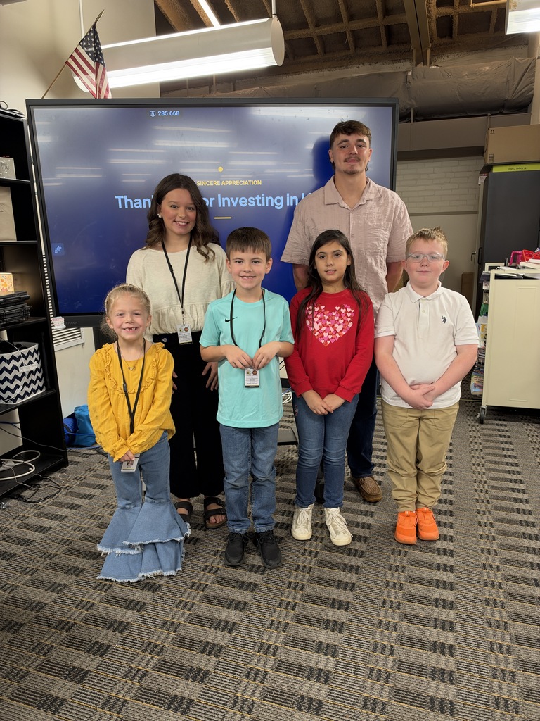 Student presenters at Chamber of Commerce meeting