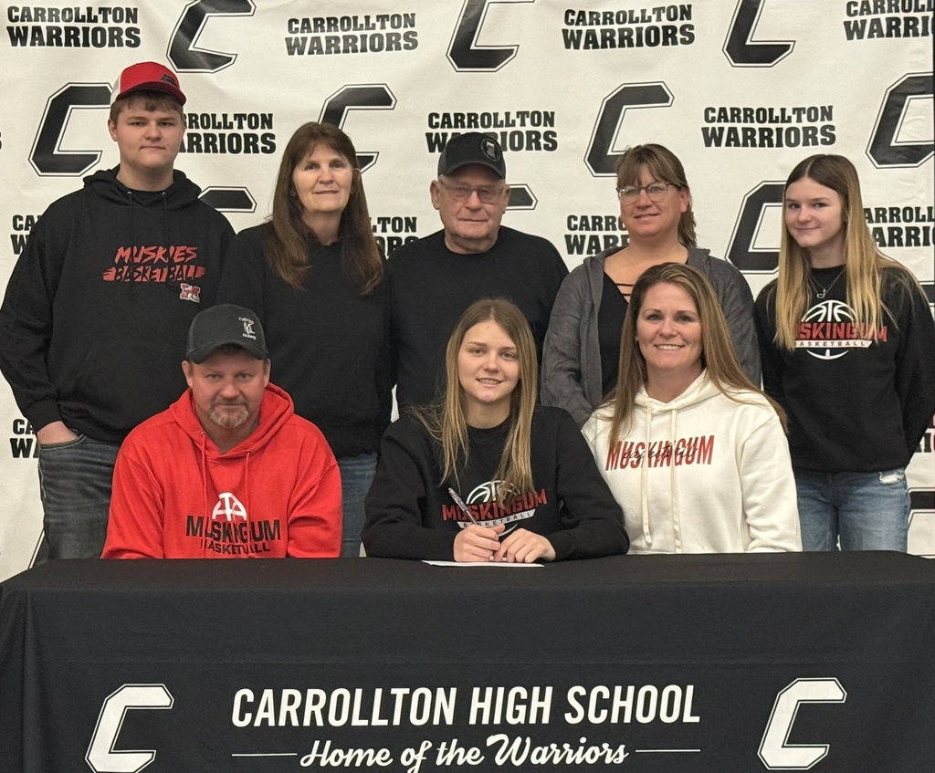 Kylie Ujcich signing to Muskingum