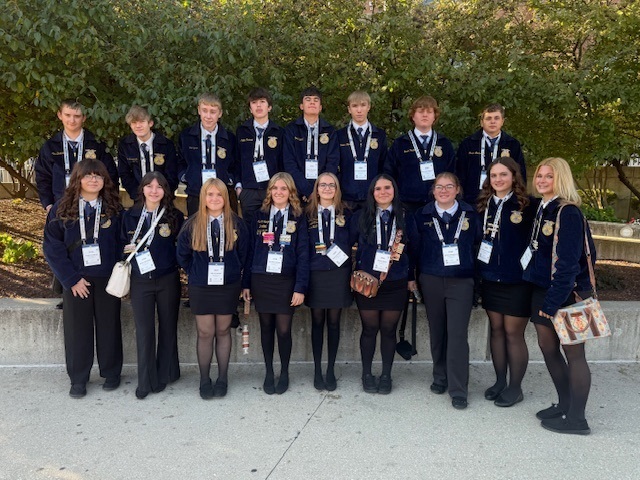 17 FFA Students attending a convention