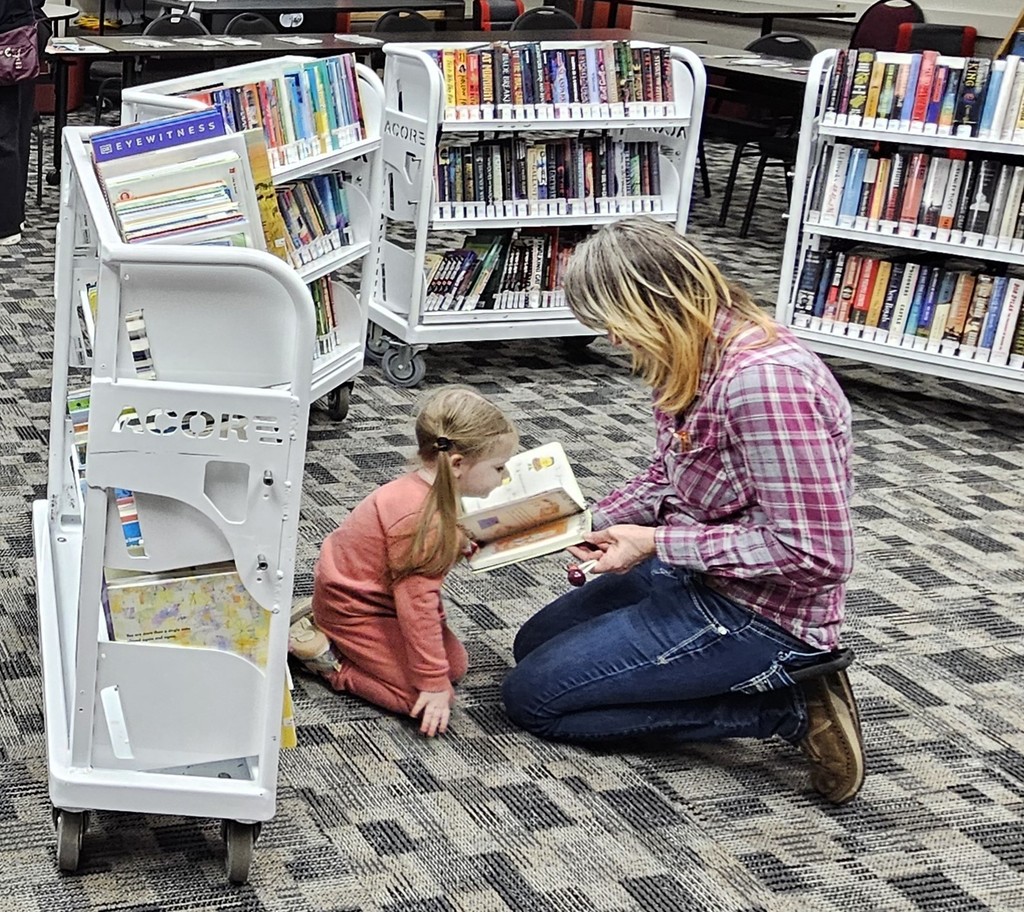 participants enjoying the Bookmobile