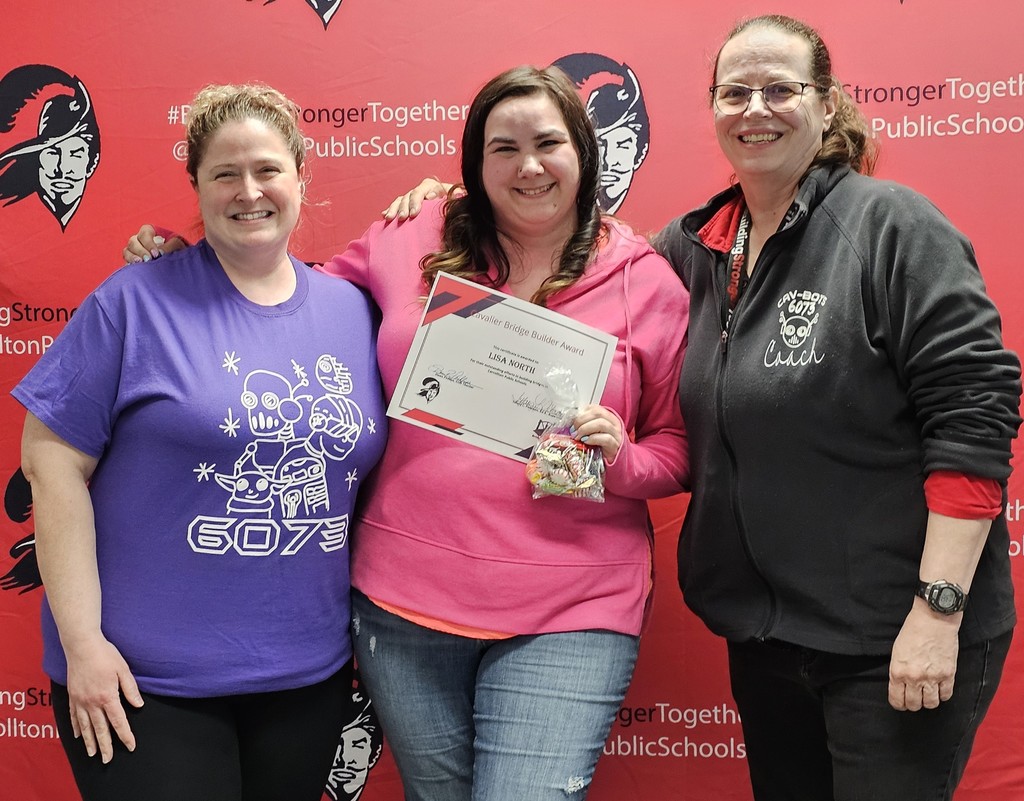 photo of parent volunteer being recognized