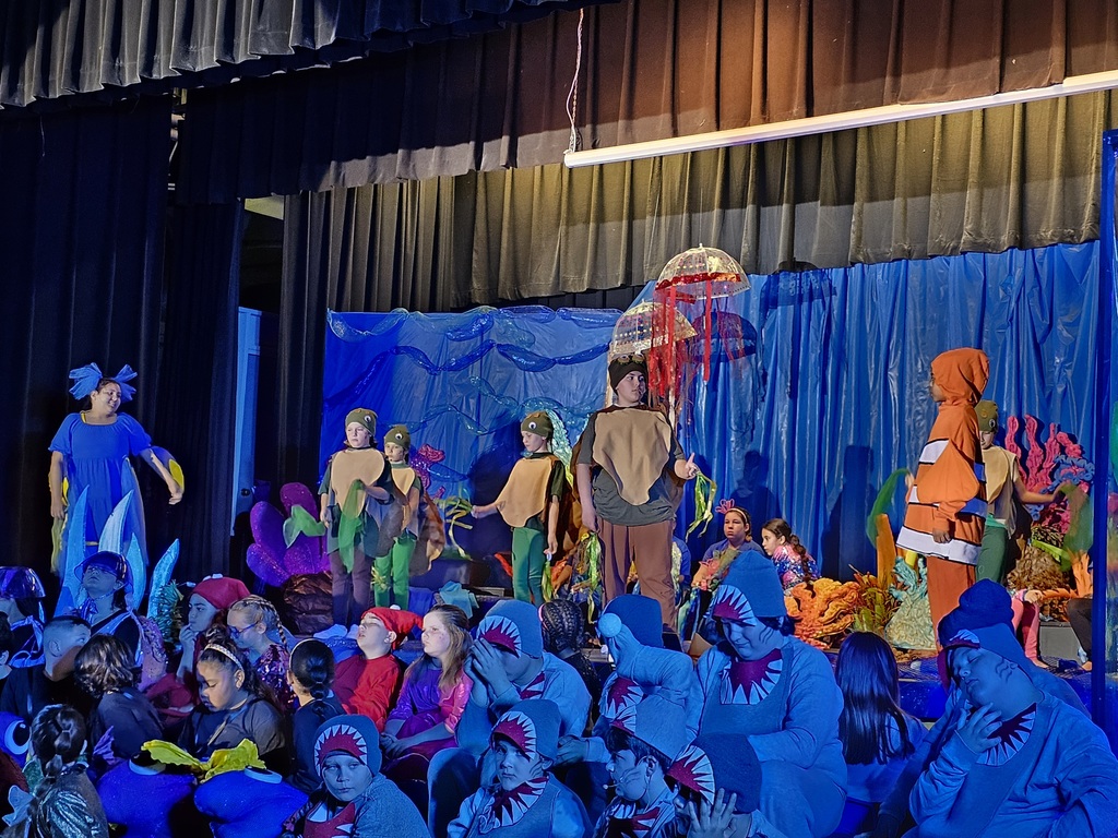 photo from CES Finding Nemo musical
