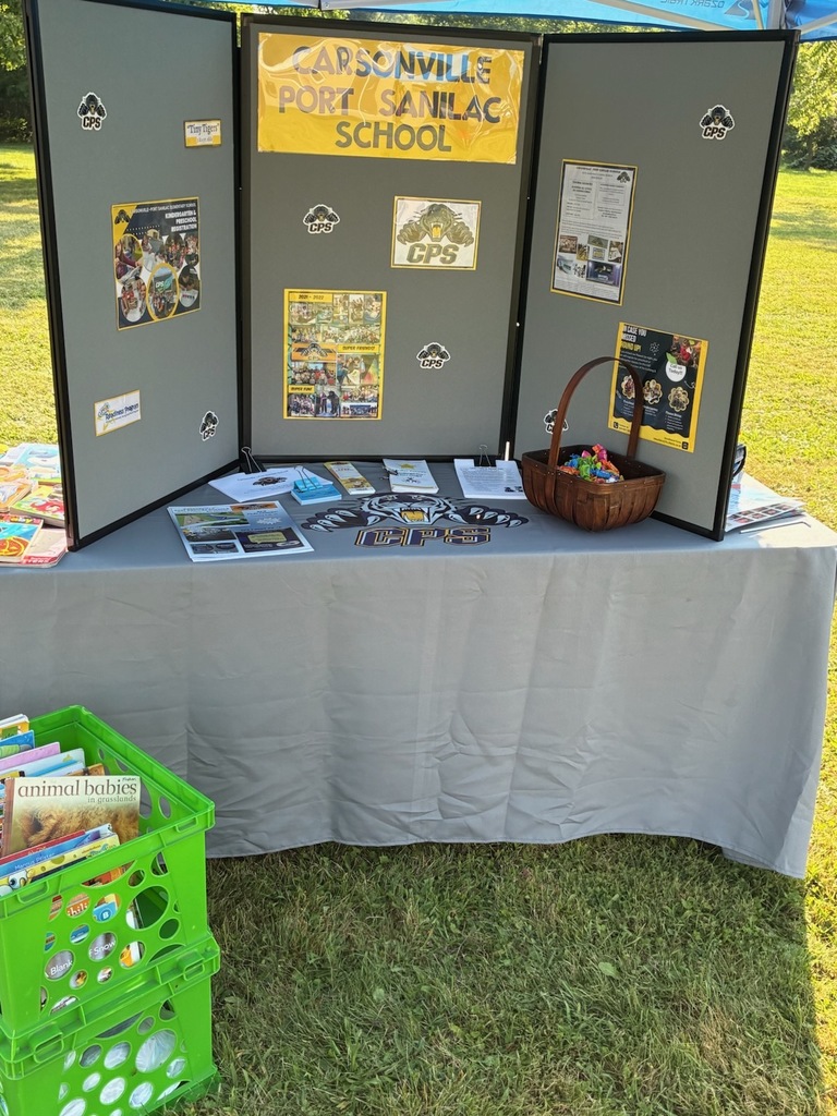 Mrs. Thompson at Applegate fair