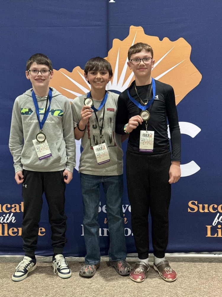 1st Place and Overall Winners