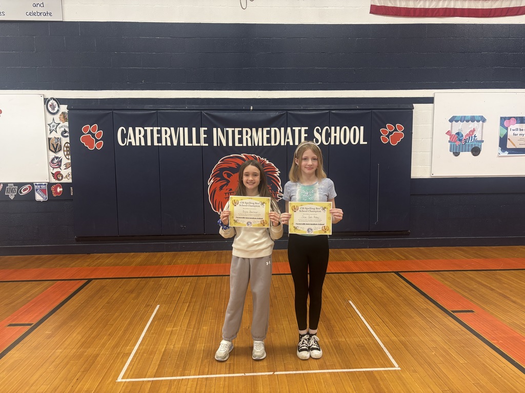 Brynn Brachear and Chloe Cash-Robey, Spelling Bee Winners