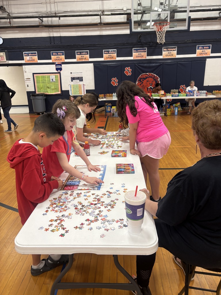 Puzzle Table