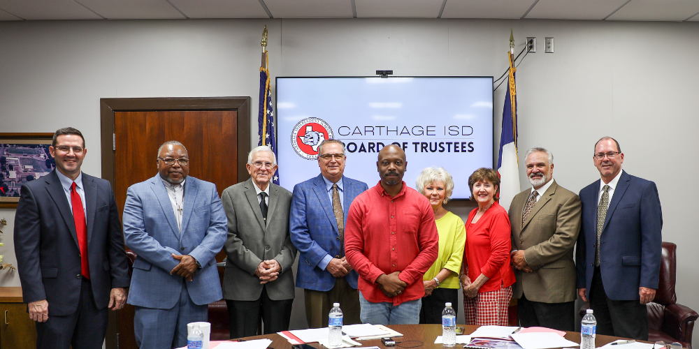 Superintendent Jarrod Bitter, Trustee Elzie Hicks, Trustee Truman Shirey, Vice President Frank Willis, Todd Dock, Secretary Mary Ella Sherman, Trustee Brenda Giles, Trustee Paul Beatty, President Dr. Ben Donald