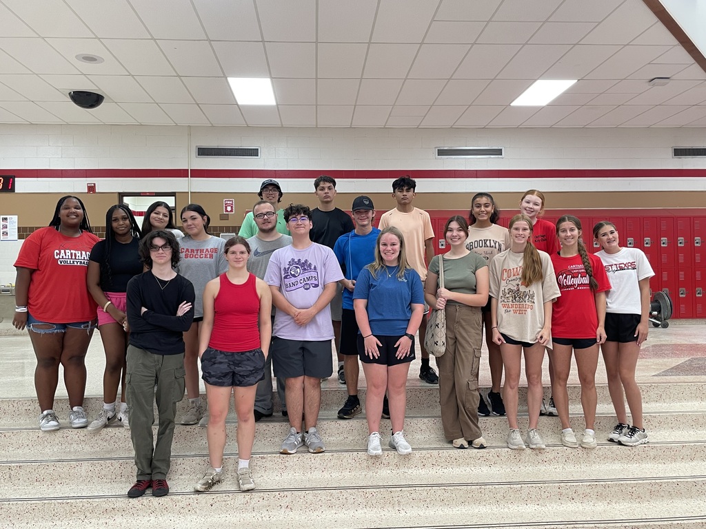 students who volunteered this morning at CHS