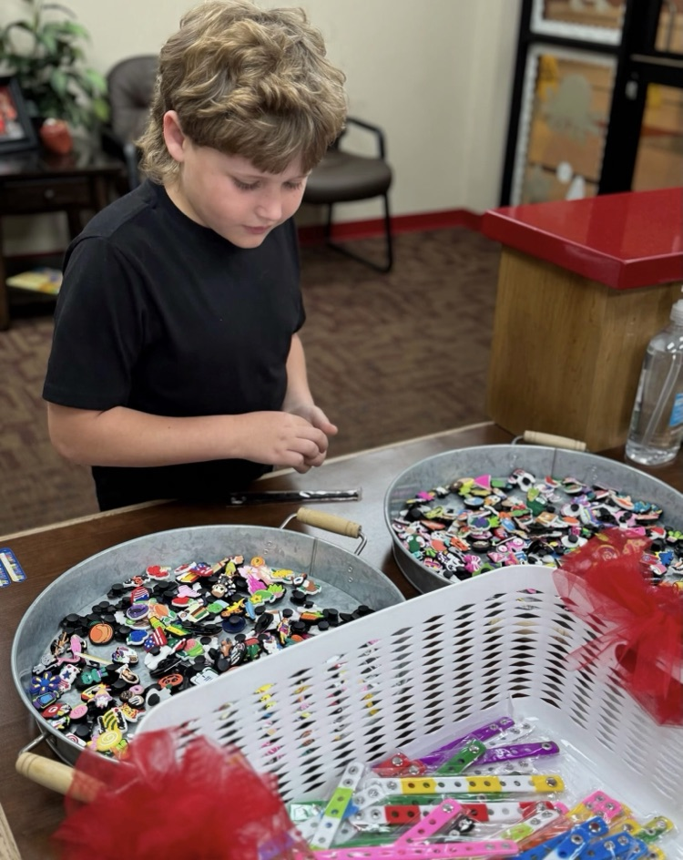 Shoe Charm Fundraiser - March 23-April 10