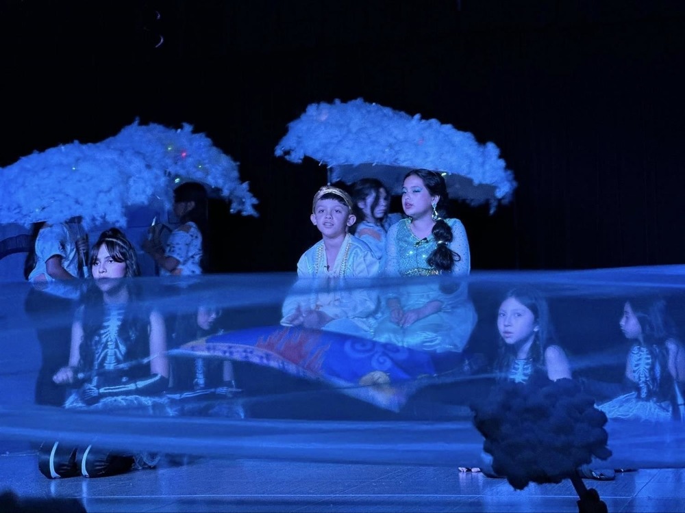 Palm Lane Elementary students perform Aladdin