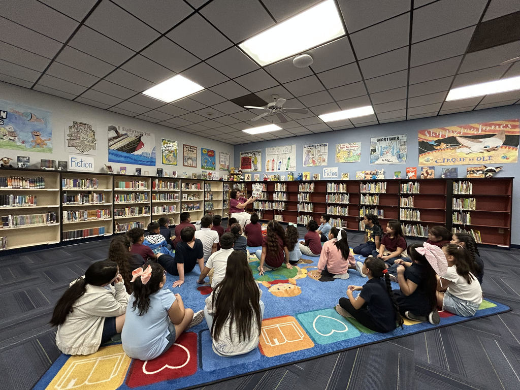 Ms. Garcia doing a read aloud