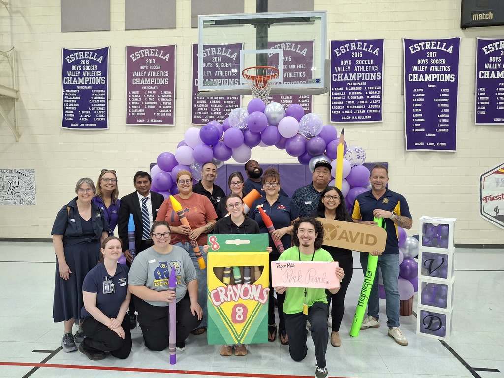 Staff and students celebrating AVID day!
