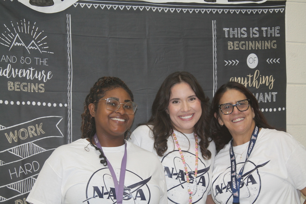 Staff and students celebrating AVID day!