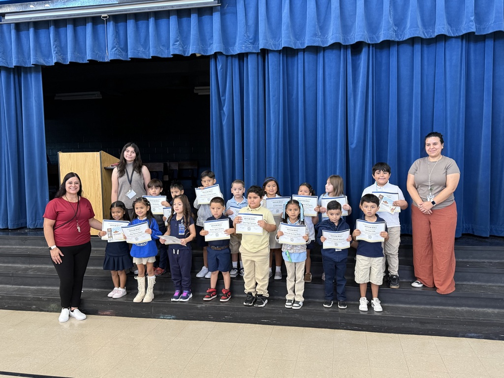 Kinder sharing their awards 
