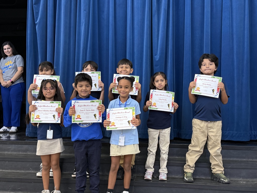 2nd graders getting awards