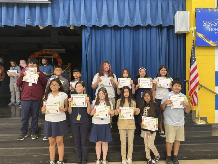 students receive awards