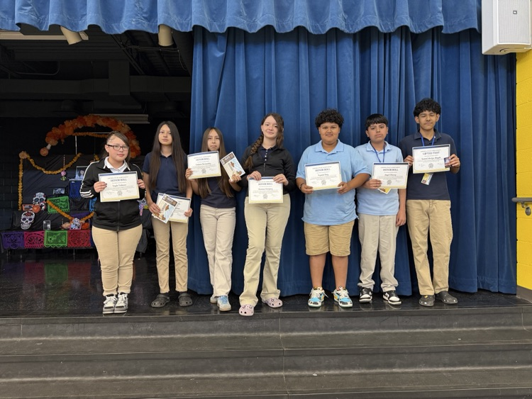 students receive awards