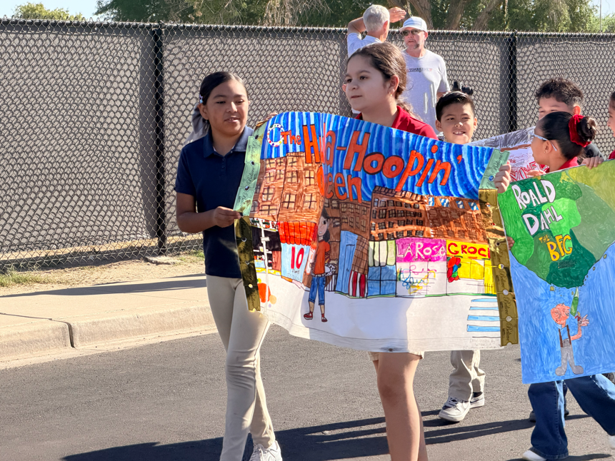 Tomahawk Elementary Celebrates the Joy of Reading!