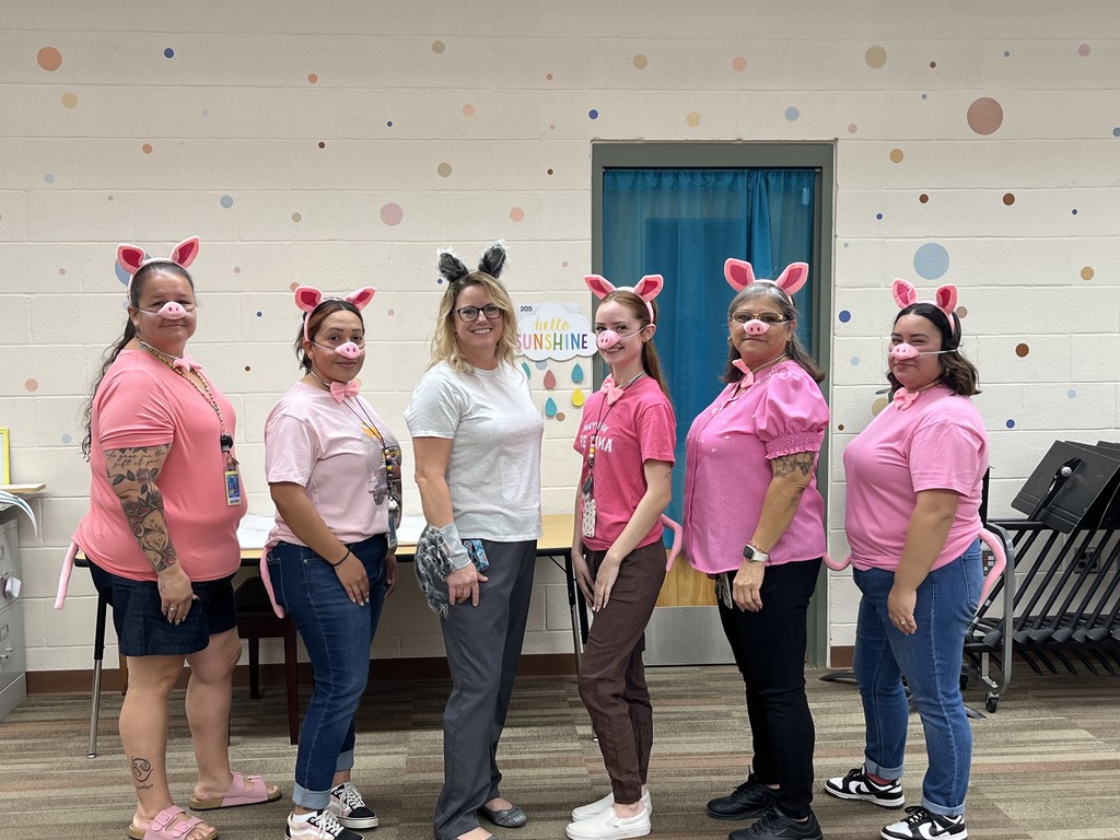 6 teachers dressed up for Favorite Character Day