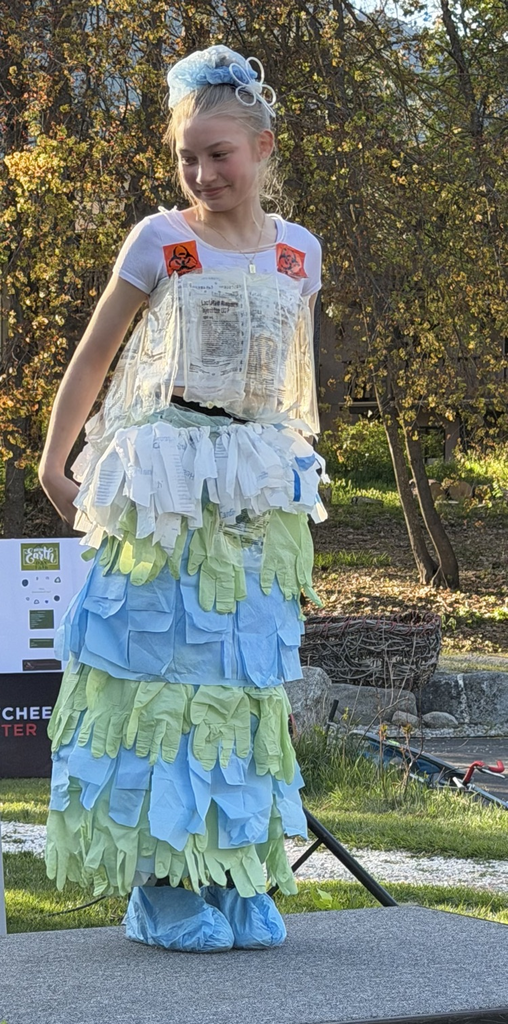 middle school contestant